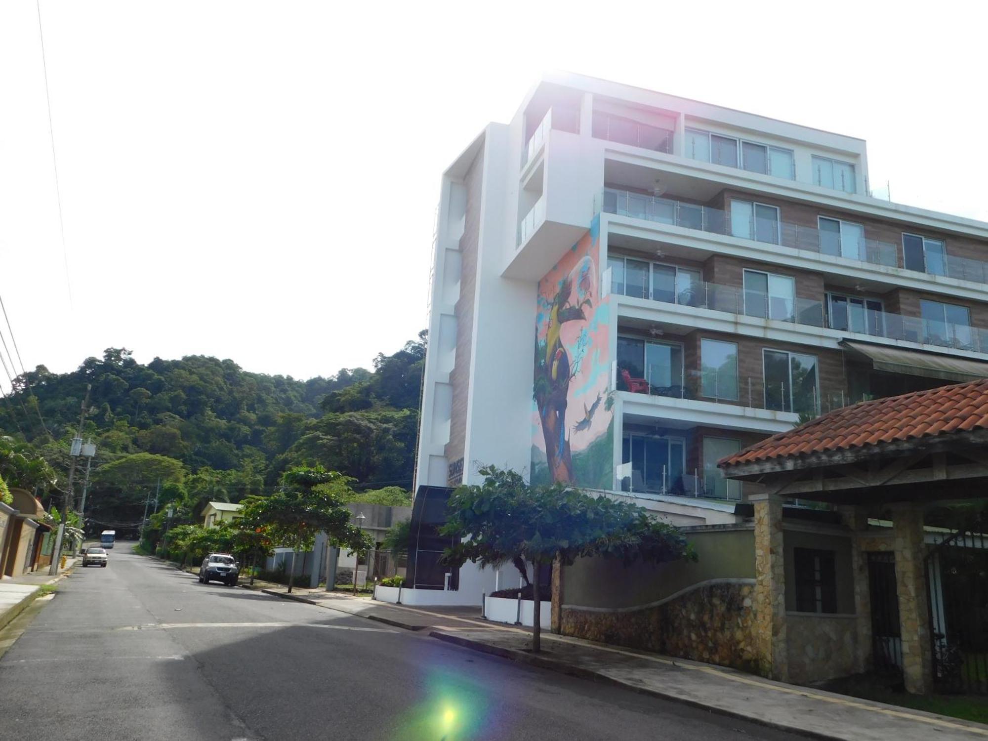 Sunset 205, Sleeps Six, Next Door To The Pool, 100M To The Beach! ハコ エクステリア 写真