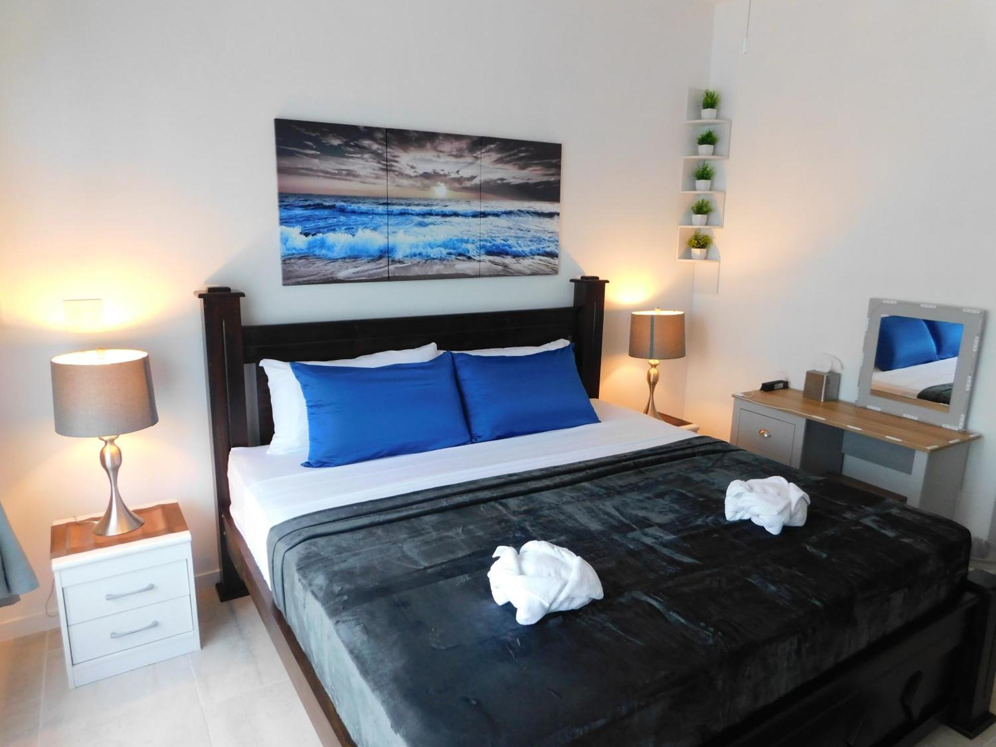 Sunset 205, Sleeps Six, Next Door To The Pool, 100M To The Beach! ハコ エクステリア 写真
